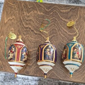 Bradford Collection Miracles Of Light Christmas Ornaments: Peace, Love, Light